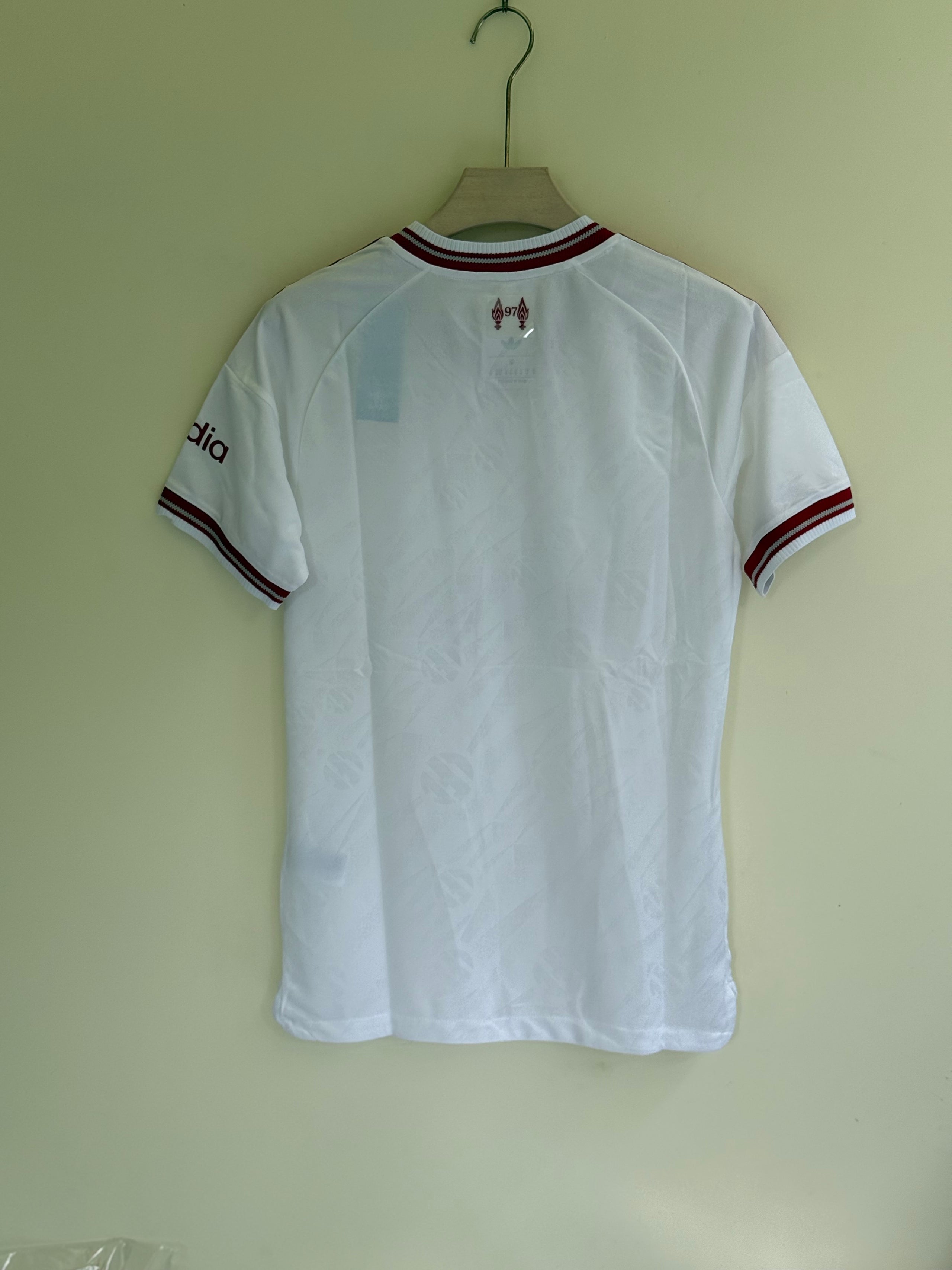 Liverpool Away 26-27 | Fan Version