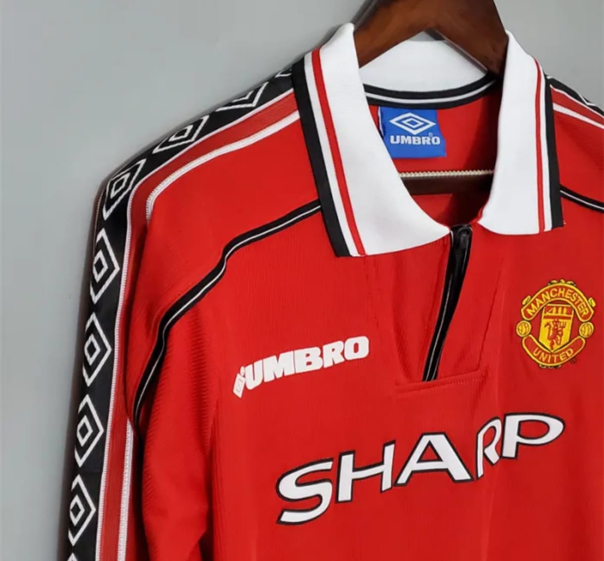 Manchester United 1998-99 Home Half Sleeve | Retro Jersey